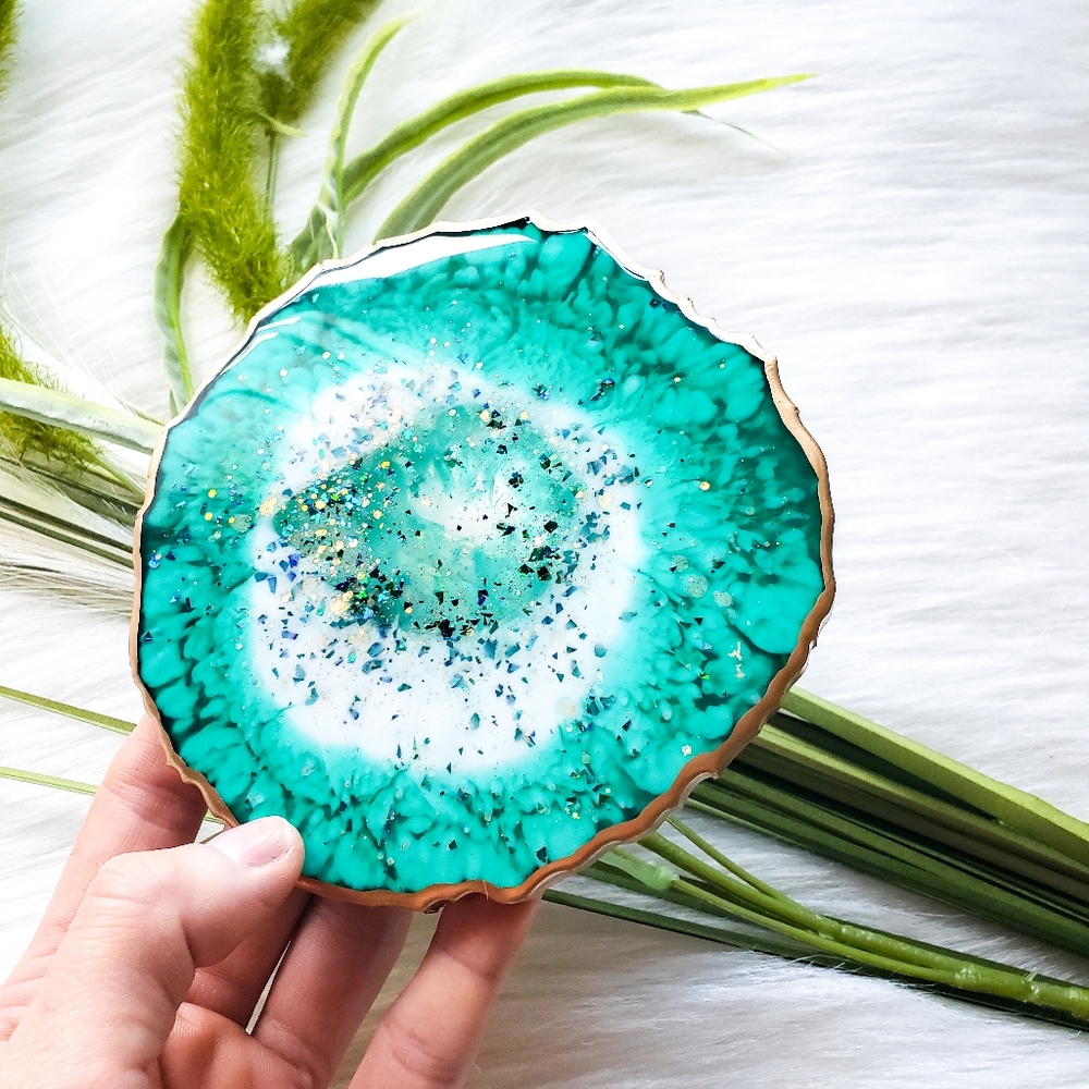 MADE TO ORDER - Resin Geode Candle Coaster - Picture 8 of 15